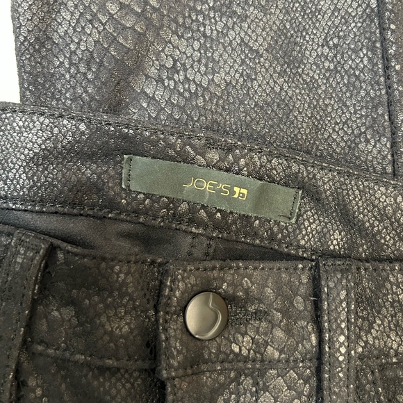 Joe's Jeans- Zina Jeans- Black snakeskin- size 27- mid rise skinny ankle - Picture 1 of 5
